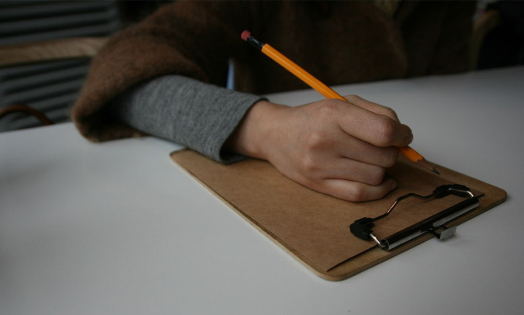 五指山群主家文章代写案例